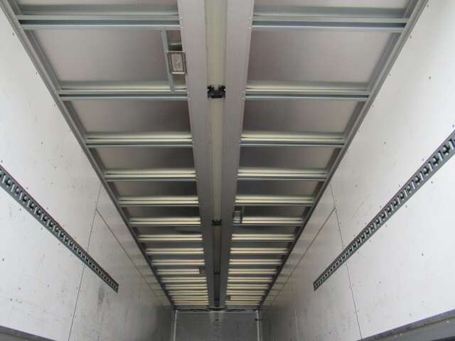 日野プロフィアアルミウイング大型（10t）[写真11]