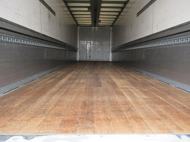 日野プロフィアアルミウイング大型（10t）[写真12]