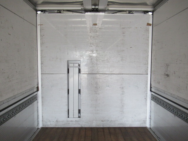 日野プロフィアアルミウイング大型（10t）[写真14]