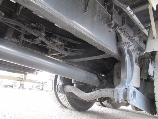 日野プロフィアアルミウイング大型（10t）[写真21]