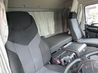 日野プロフィアアルミウイング大型（10t）[写真26]