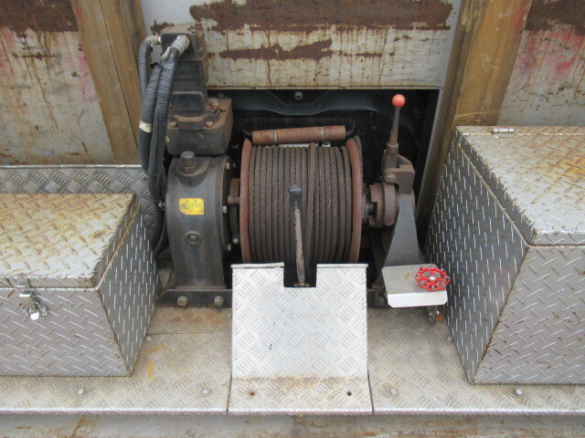 いすゞギガアルミブロック大型（10t）[写真11]