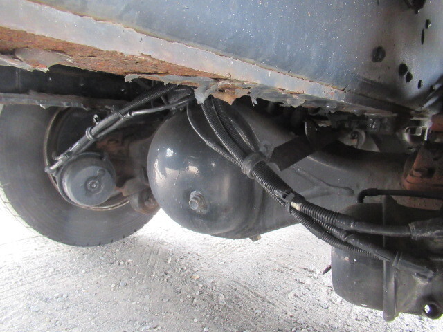 いすゞギガアルミブロック大型（10t）[写真21]