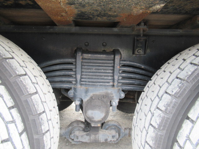 いすゞギガアルミブロック大型（10t）[写真22]