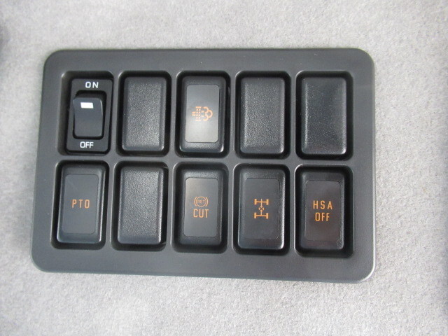 いすゞギガアルミブロック大型（10t）[写真35]