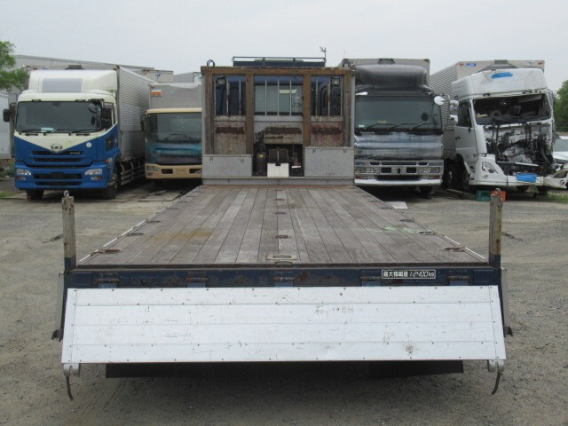 いすゞギガアルミブロック大型（10t）[写真06]