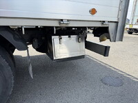 いすゞエルフ平ボディ小型（2t・3t）[写真22]