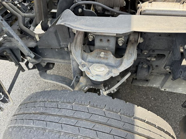 いすゞエルフ平ボディ小型（2t・3t）[写真29]