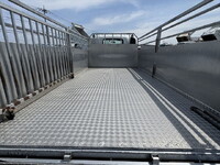 いすゞエルフ平ボディ小型（2t・3t）[写真09]