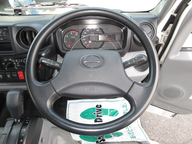 日野デュトロパネルバン小型（2t・3t）[写真22]