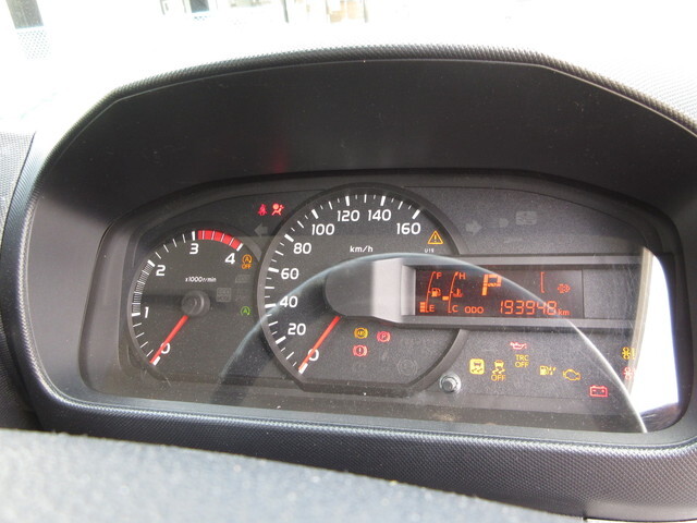 日野デュトロパネルバン小型（2t・3t）[写真23]