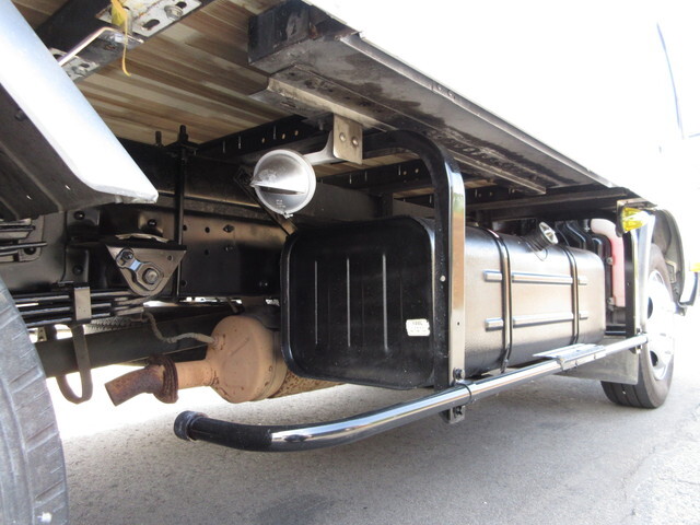 日野デュトロパネルバン小型（2t・3t）[写真31]