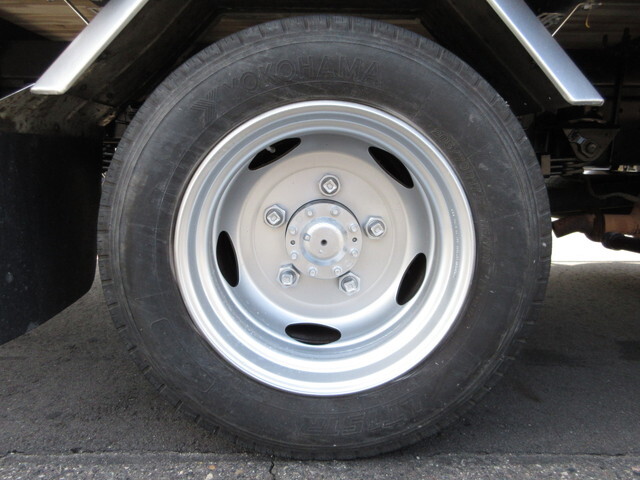 日野デュトロパネルバン小型（2t・3t）[写真33]