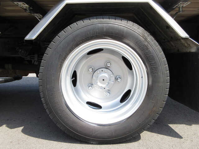 日野デュトロパネルバン小型（2t・3t）[写真37]