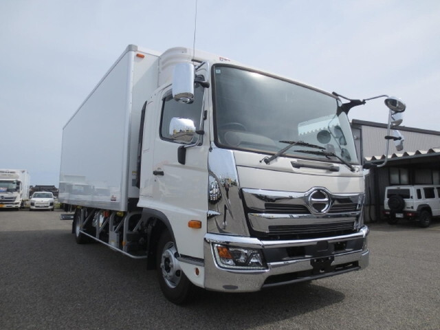 中古レンジャー冷凍車（冷蔵車）