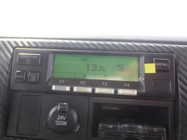 日野レンジャー冷凍車（冷蔵車）中型（4t）[写真15]