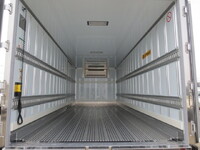 日野レンジャー冷凍車（冷蔵車）中型（4t）[写真10]