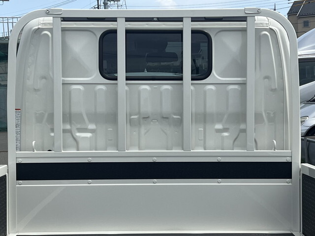 トヨタトヨエース平ボディ小型（2t・3t）[写真13]