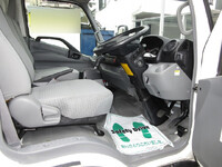 トヨタトヨエースアルミバン小型（2t・3t）[写真13]