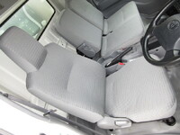 トヨタトヨエースアルミバン小型（2t・3t）[写真15]