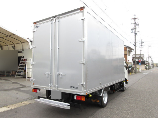 トヨタトヨエースアルミバン小型（2t・3t）[写真03]