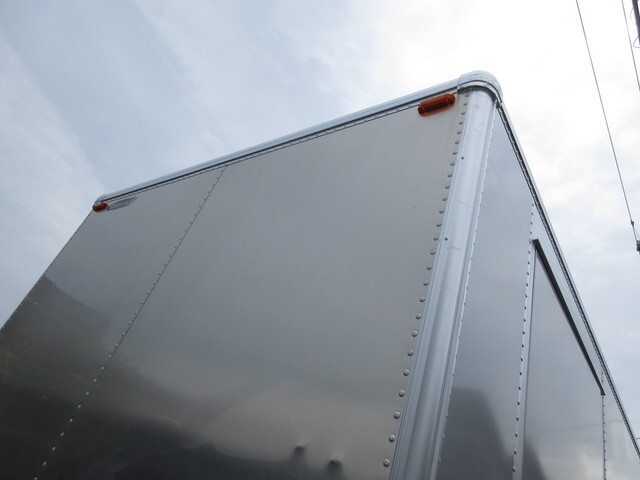 トヨタトヨエースアルミバン小型（2t・3t）[写真31]