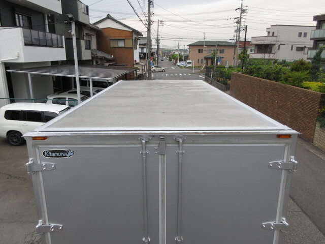 トヨタトヨエースアルミバン小型（2t・3t）[写真39]