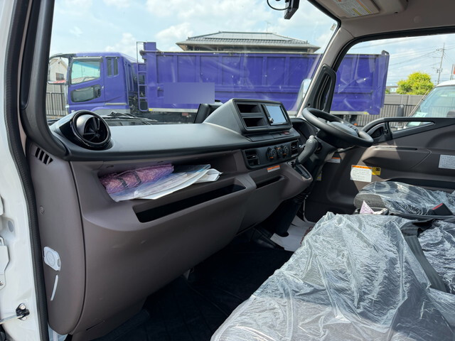 三菱ふそうキャンターセーフティローダー小型（2t・3t）[写真25]