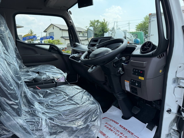 三菱ふそうキャンターセーフティローダー小型（2t・3t）[写真27]