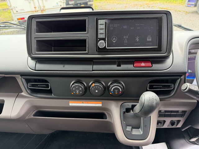 三菱ふそうキャンターセーフティローダー小型（2t・3t）[写真32]