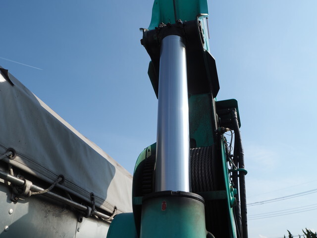 いすゞエルフクレーン6段小型（2t・3t）[写真12]