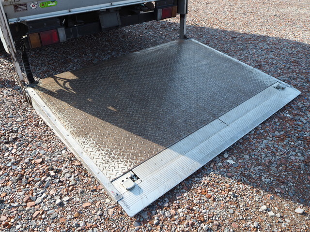 いすゞエルフクレーン6段小型（2t・3t）[写真20]