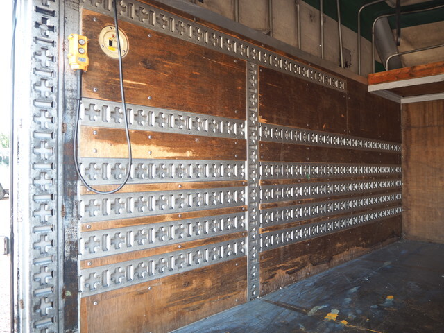 いすゞエルフクレーン6段小型（2t・3t）[写真23]