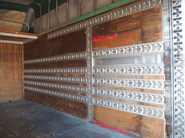 いすゞエルフクレーン6段小型（2t・3t）[写真24]