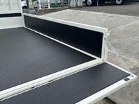 トヨタトヨエース平ボディ小型（2t・3t）[写真12]