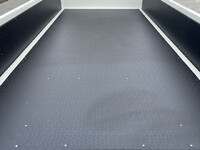 トヨタトヨエース平ボディ小型（2t・3t）[写真13]