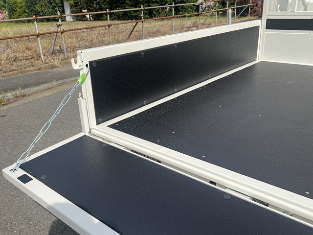 トヨタトヨエースダブルキャブ（Wキャブ）小型（2t・3t）[写真10]