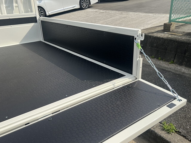 トヨタトヨエースダブルキャブ（Wキャブ）小型（2t・3t）[写真11]