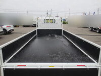 三菱ふそうキャンター平ボディ小型（2t・3t）[写真10]