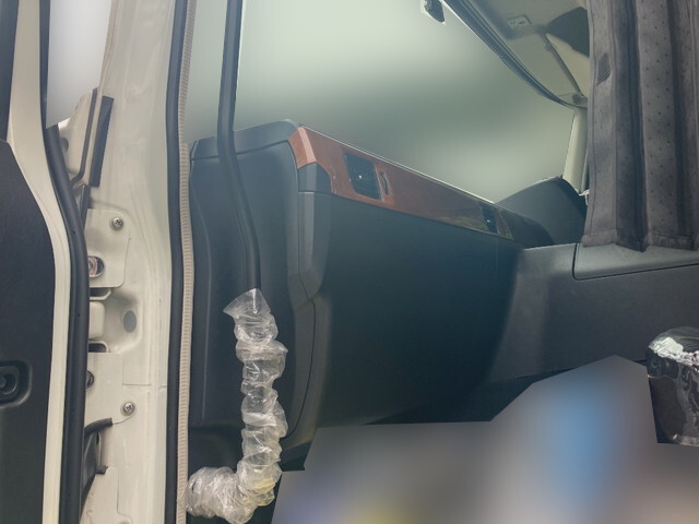 三菱ふそうスーパーグレートトレーラーヘッド（トラクターヘッド）大型（10t）[写真26]