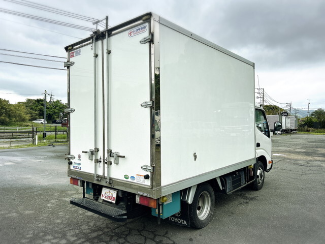 トヨタトヨエース冷凍車（冷蔵車）小型（2t・3t）[写真02]