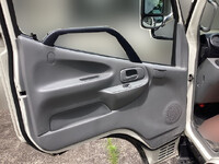 日野デュトロ平ボディ小型（2t・3t）[写真17]