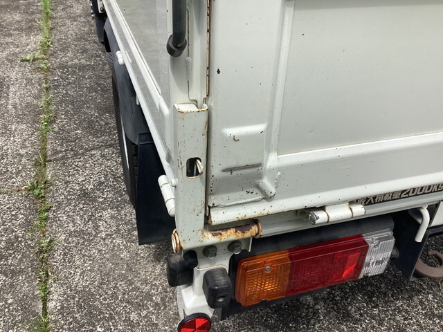 日野デュトロ平ボディ小型（2t・3t）[写真05]