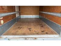 三菱ふそうキャンターアルミバン小型（2t・3t）[写真15]