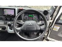 三菱ふそうキャンターアルミバン小型（2t・3t）[写真36]