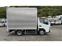 三菱ふそうキャンターアルミバン小型（2t・3t）[写真08]