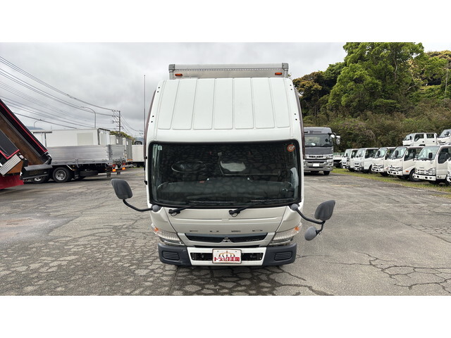 三菱ふそうキャンターアルミバン小型（2t・3t）[写真09]