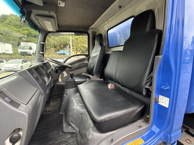 いすゞエルフパッカー車（塵芥車）小型（2t・3t）[写真34]