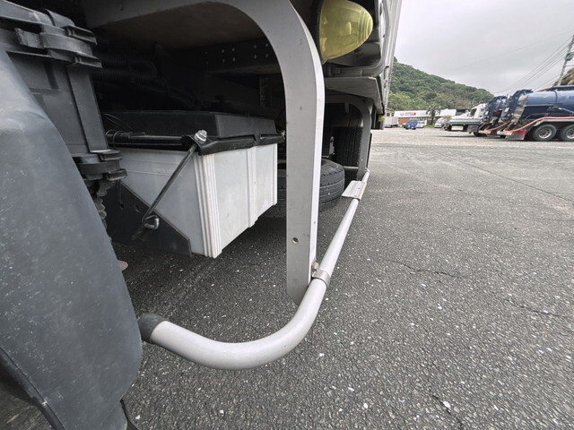 日野デュトロアルミバン小型（2t・3t）[写真19]