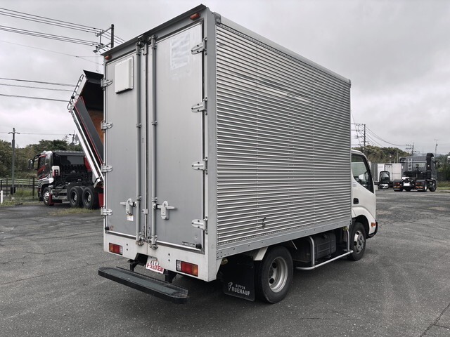 日野デュトロアルミバン小型（2t・3t）[写真02]